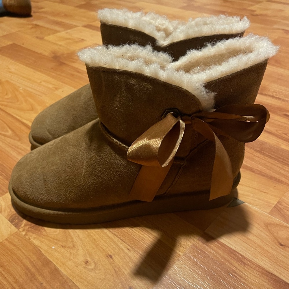 Bearpaw Amelia